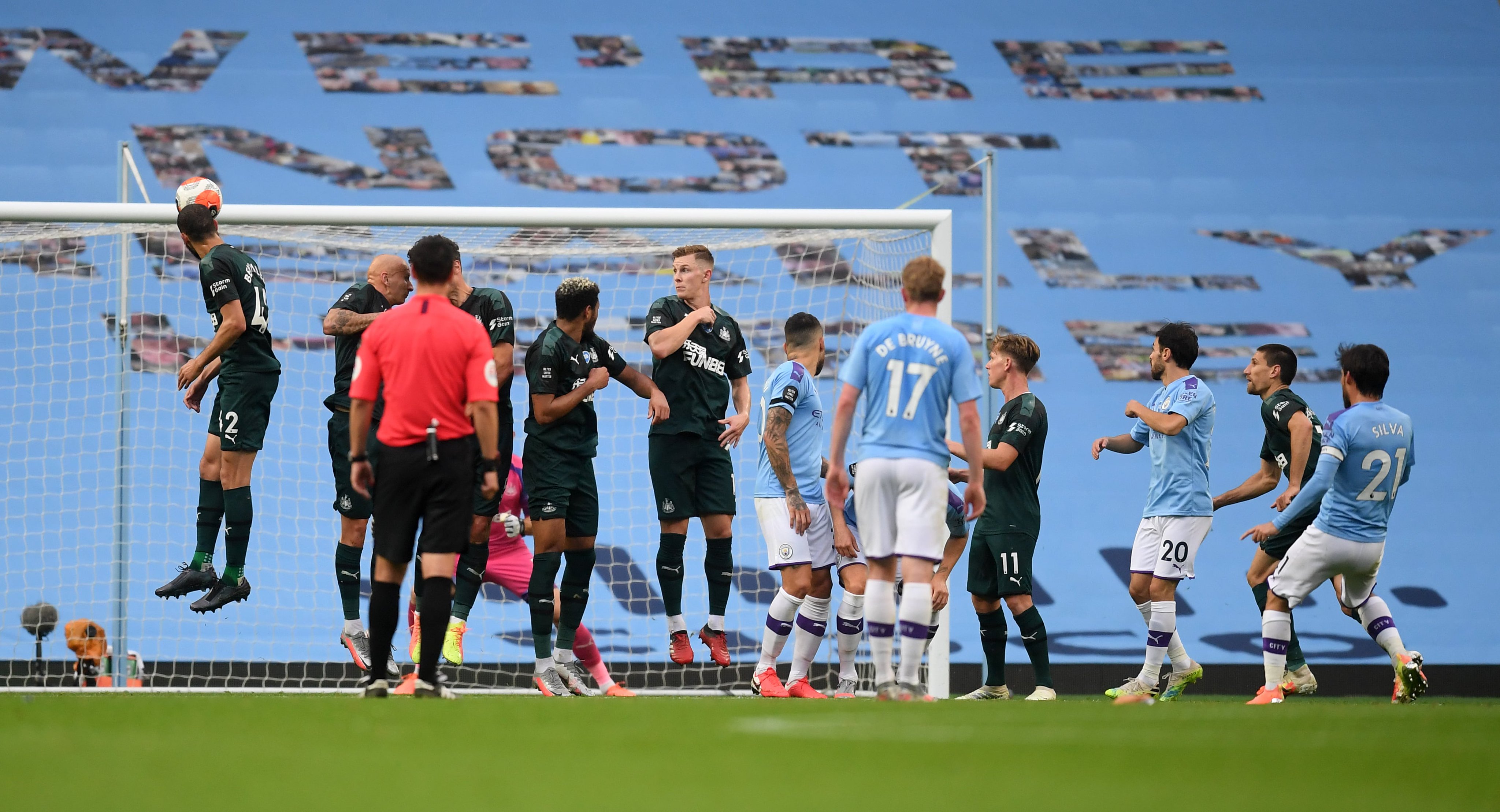 易被吸入进 易被吸入进