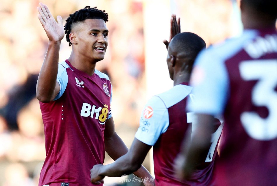 高传球成功 高传球成功